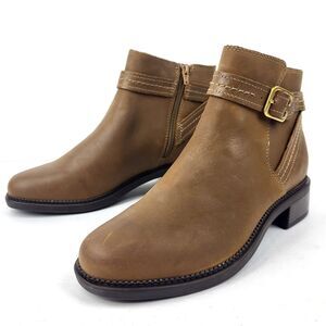 Clarks collection Maye Women's Strap Ankle Boot Dark Tan Leather Buckle Size 9M